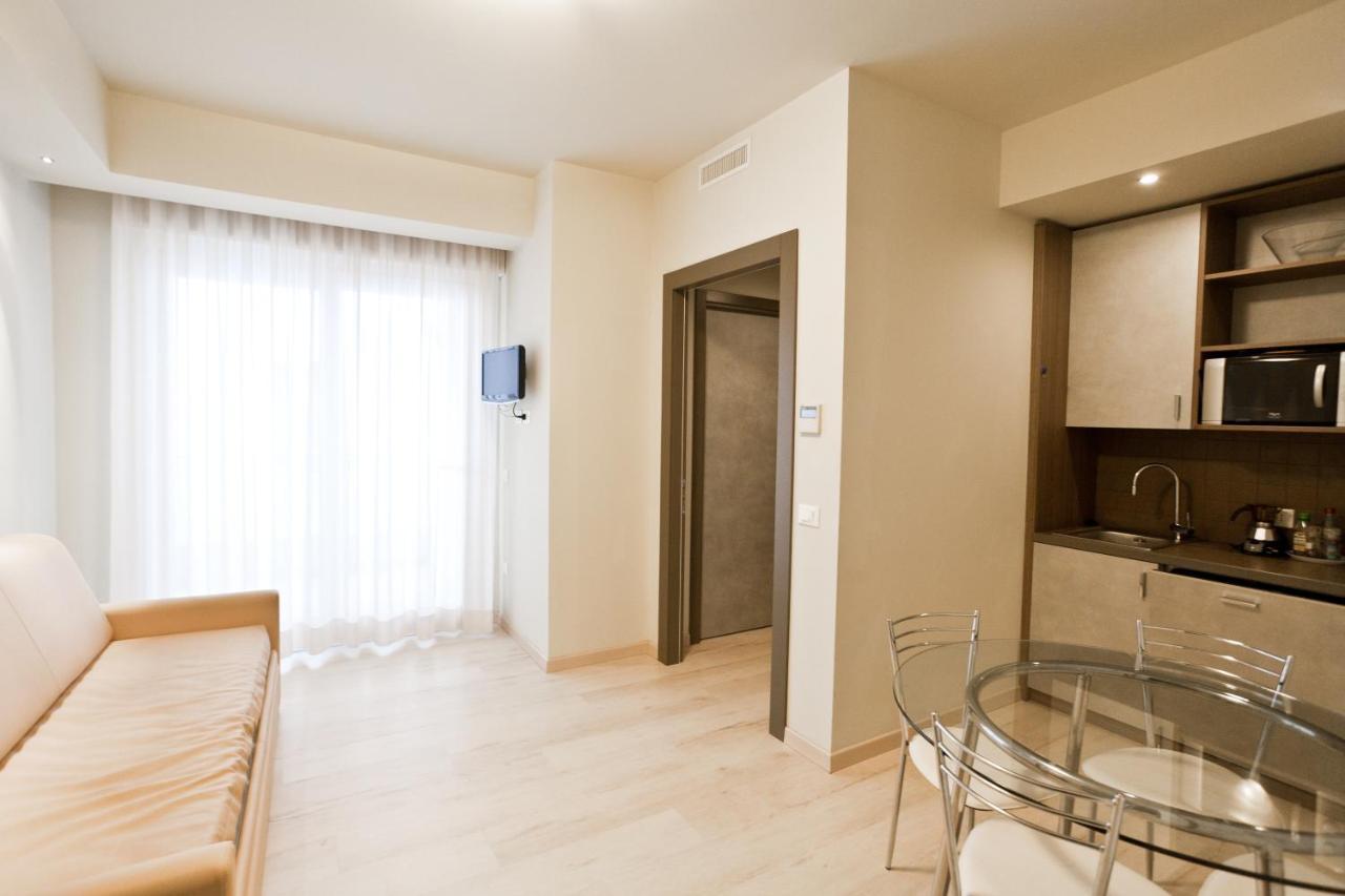 Residence Elisabetta Cesenatico Exterior photo